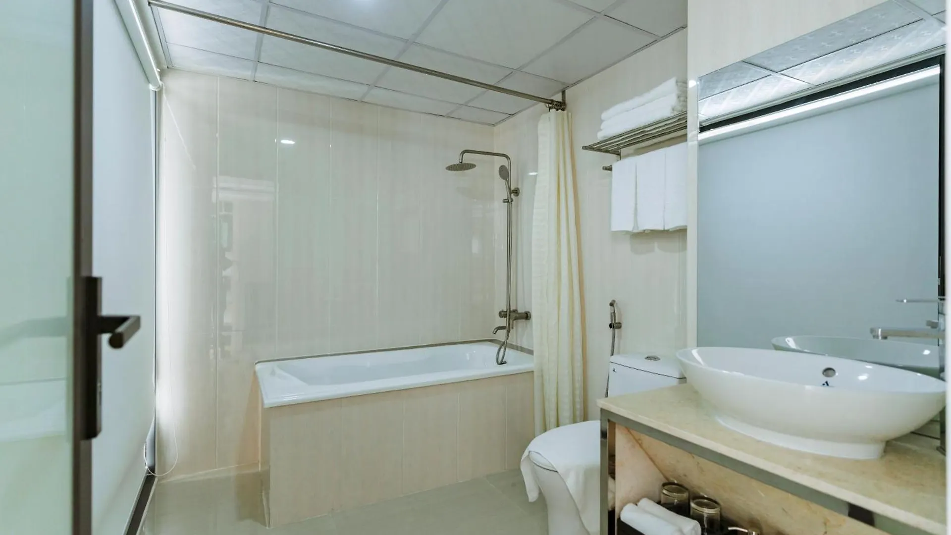Napoleon Nha Trang Hotel 4*,  Βιετνάμ